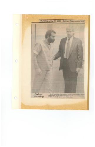 Sheriff Robert Lee Esccorts Federal Inmate